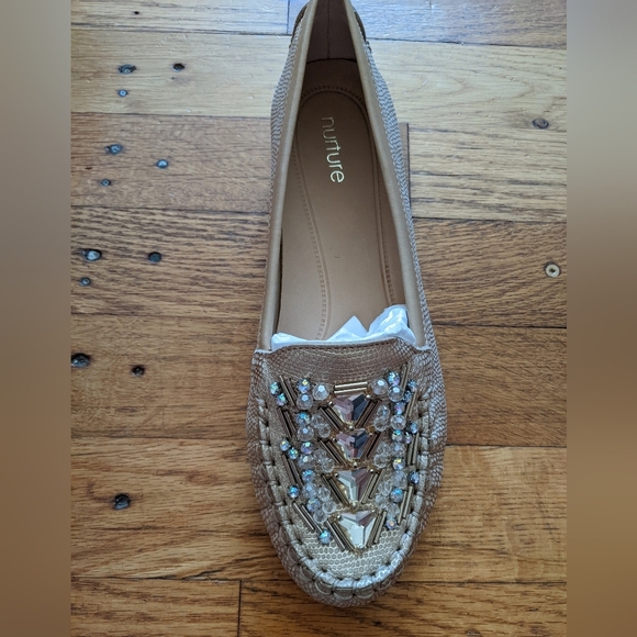 NIB Claireed Blush Gold & Jeweled Loafers - Picture 2 of 8